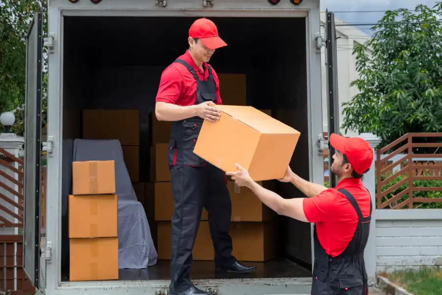 Common Challenges in Moving and How Box Delivery Movers Help in Corona, CA